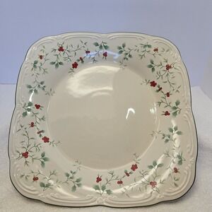 Winterberry by Pfaltzgraff Stoneware Discontinued Platter Square Christmas